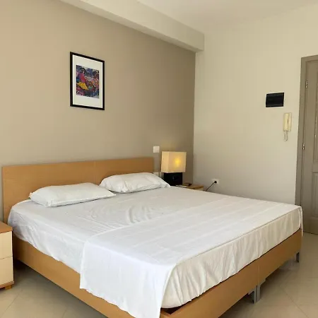 Apartamento In Heart Of Vlora, Right In The Center, With 2 Bedrroms With Sea View *