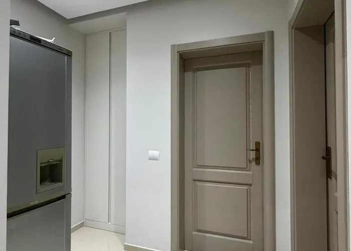 In Heart Of Vlora, Right In The Center, With 2 Bedrroms With Sea View Apartamento